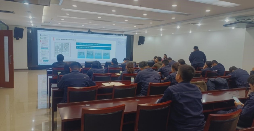 1741686855626615.jpg 北京恒誠(chéng)信新疆分公司受邀為紅云紅河煙草(集團(tuán))有限責(zé)任公司新疆卷煙廠開展專題培訓(xùn)2.jpg